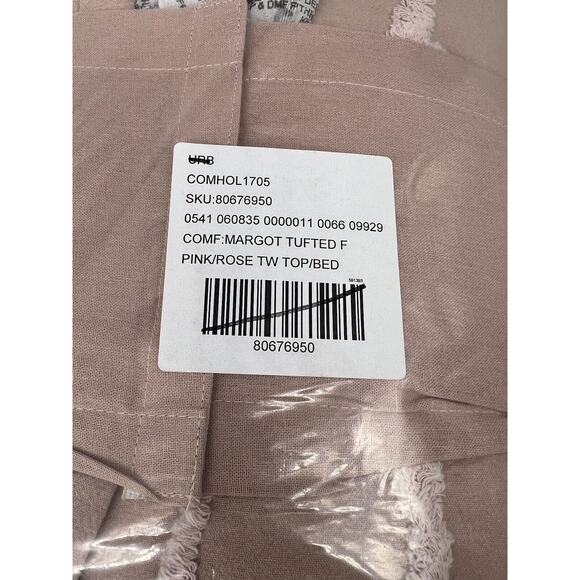 Urban Outfitters Margot Tufted Floral Comforter Twin Only Pink - Picture 4 of 5